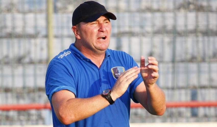 Treinador assume para prepara a equipe para o Campeonato Carioca