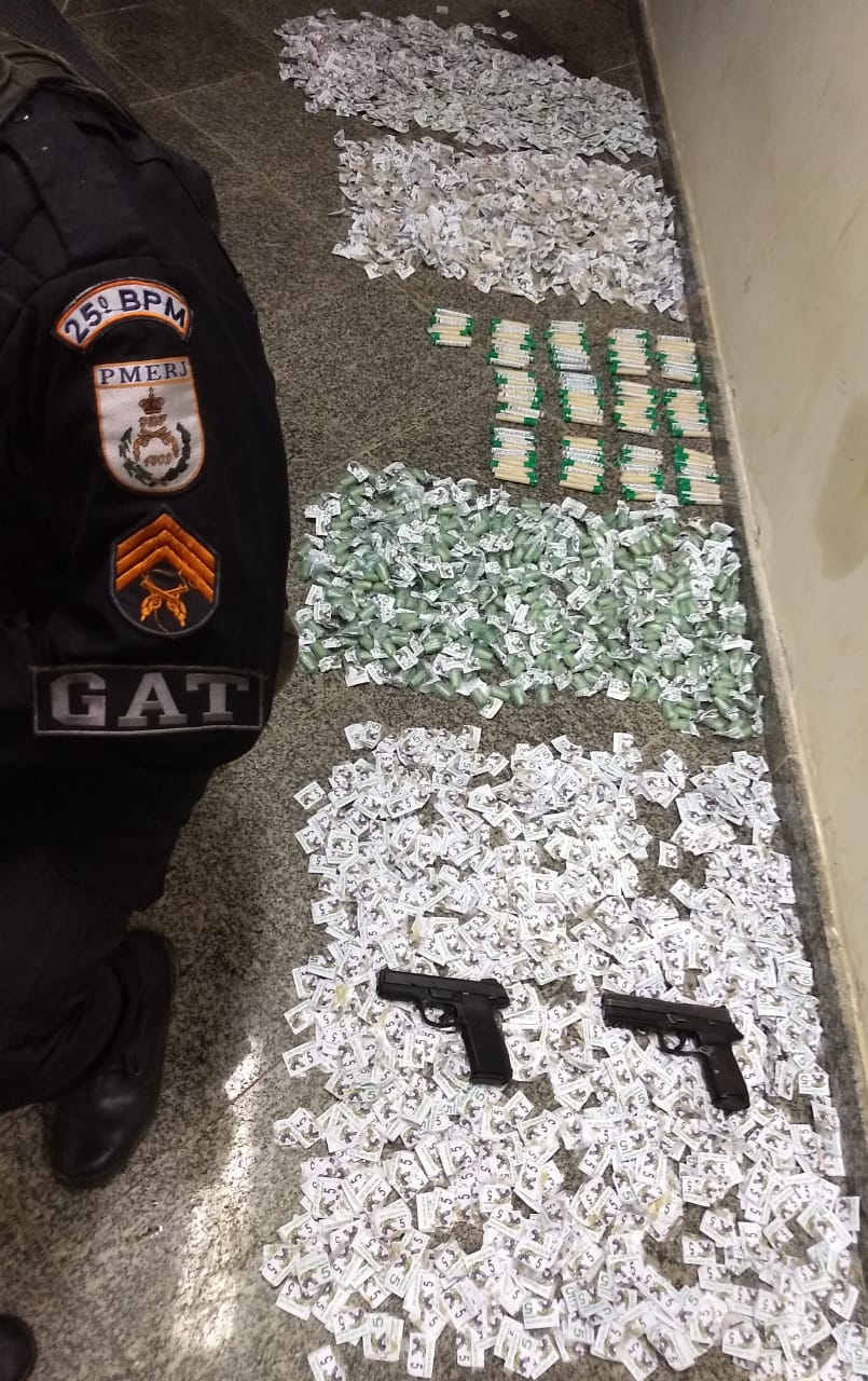 Material apreendido. Foto: PM/Divulgação