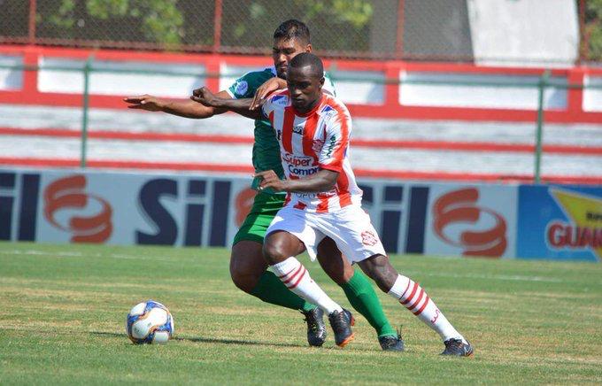 Time perdeu por 1x0, e enfrenta o Flamengo no último jogo da fase de grupos . Foto: Marcos Faria