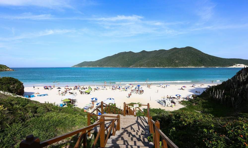 O site de viagens Trip Advisor colocou as prainhas do Pontal do Atalaia, em Arraial do Cabo, em 12º lugar no ranking mundial das melhores praias eleitas pelo portal.