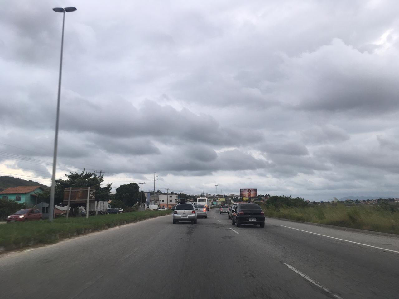 A previsão do tempo para os municípios da Região dos Lagos é de chuva e nuvens carregadas nesta semana.